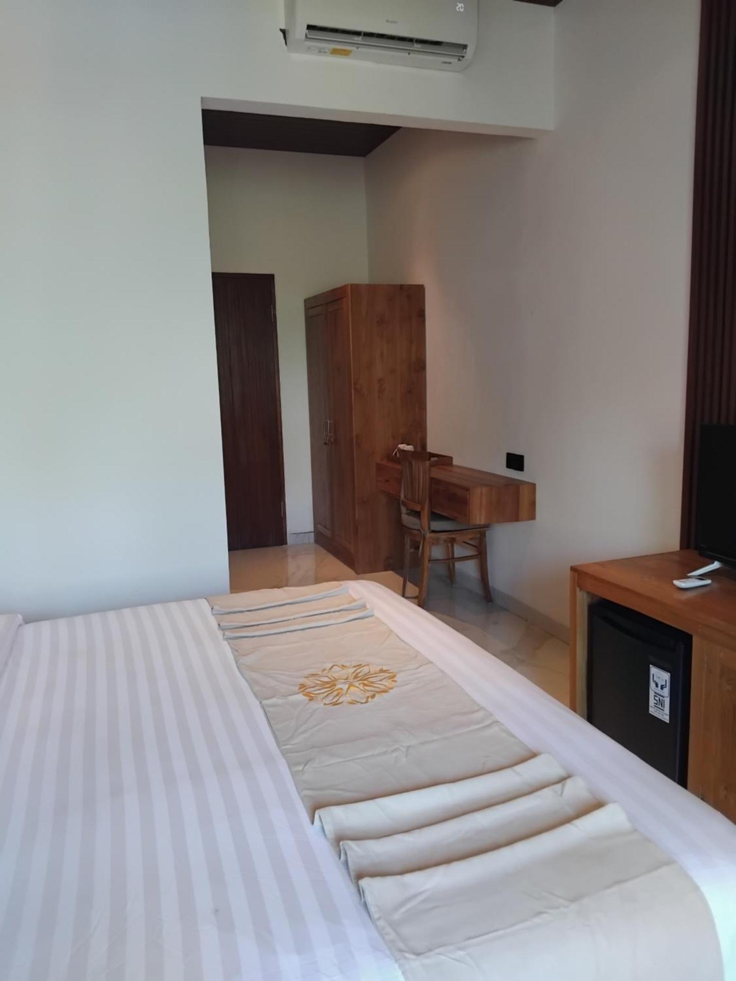 Sujiwa Ubud Hotel & Villa Exterior photo