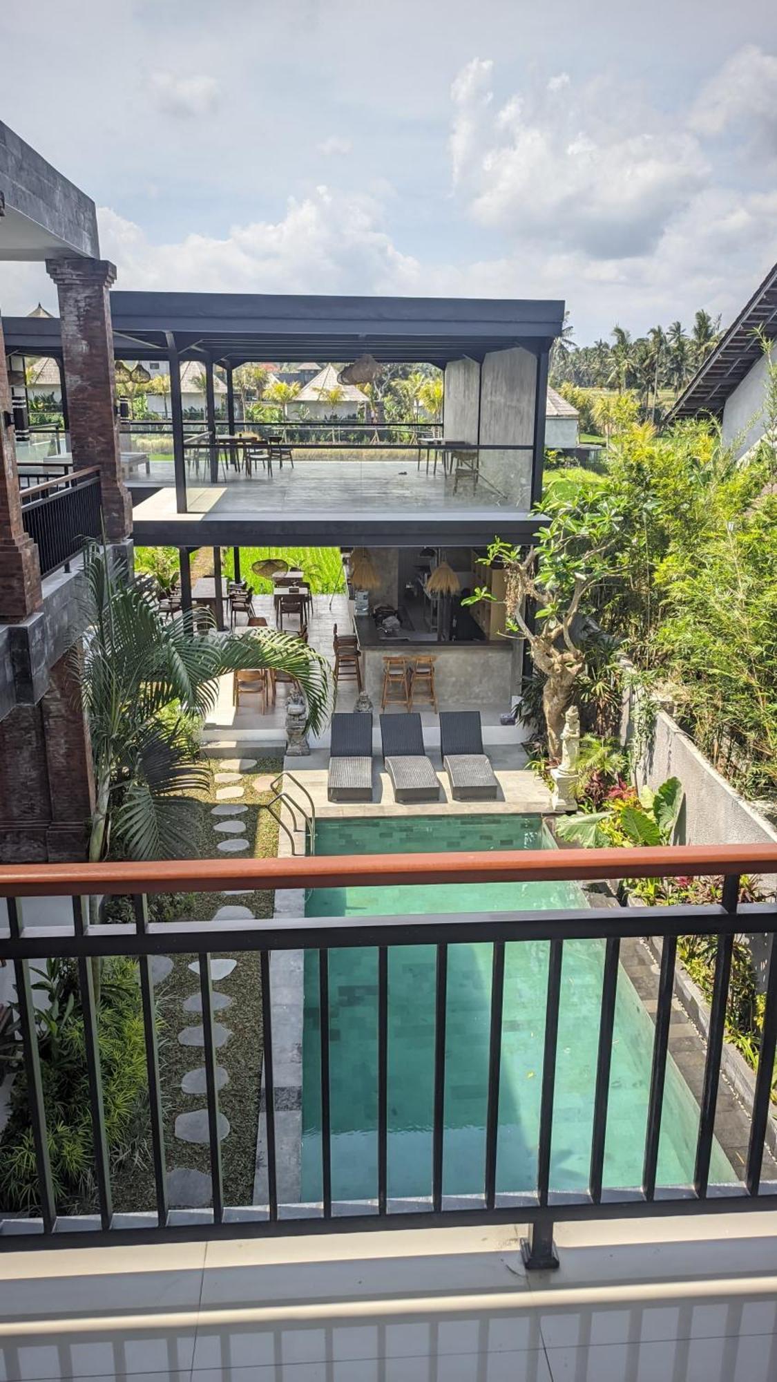 Sujiwa Ubud Hotel & Villa Exterior photo
