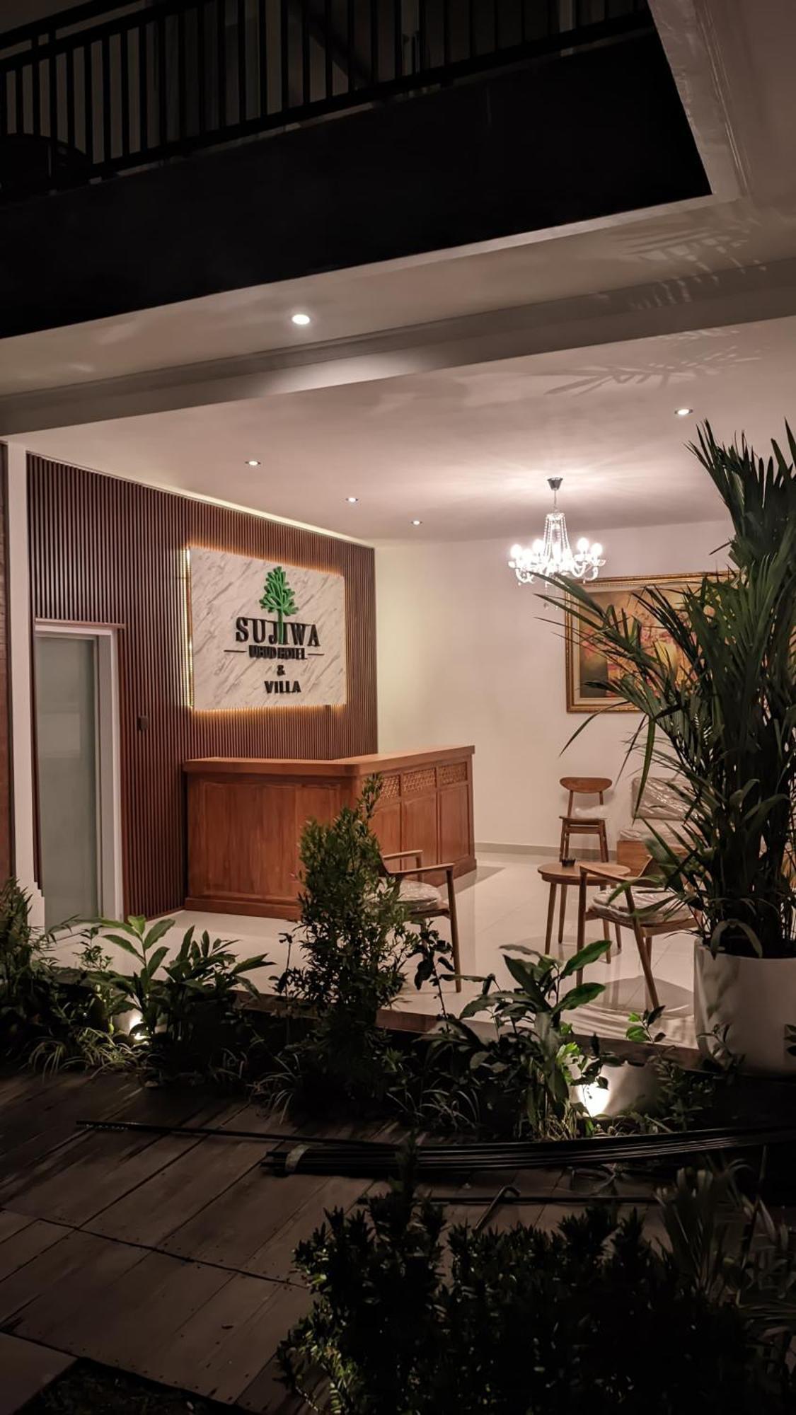 Sujiwa Ubud Hotel & Villa Exterior photo