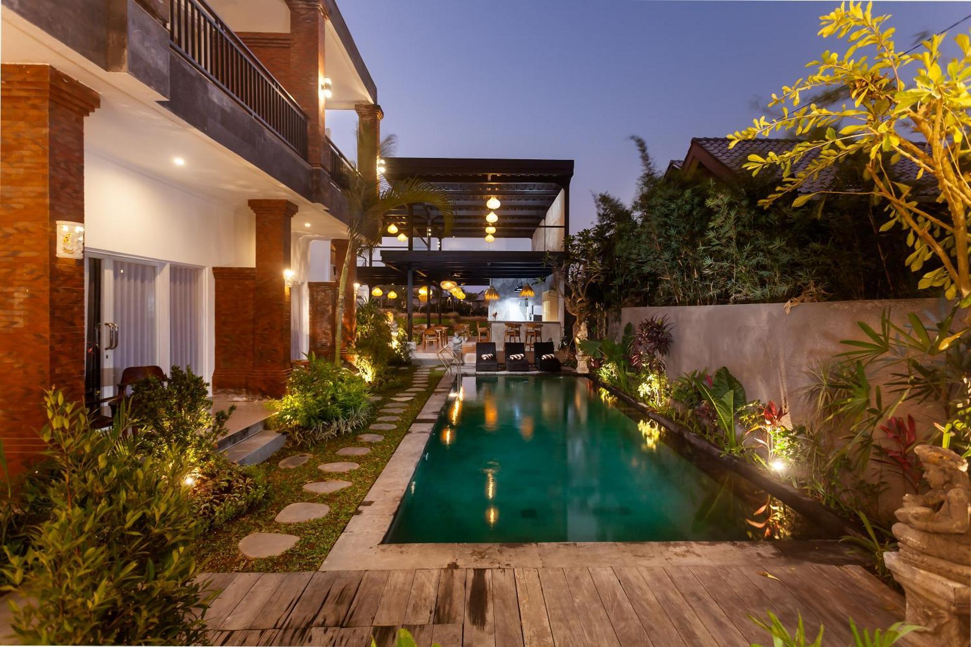 Sujiwa Ubud Hotel & Villa Exterior photo